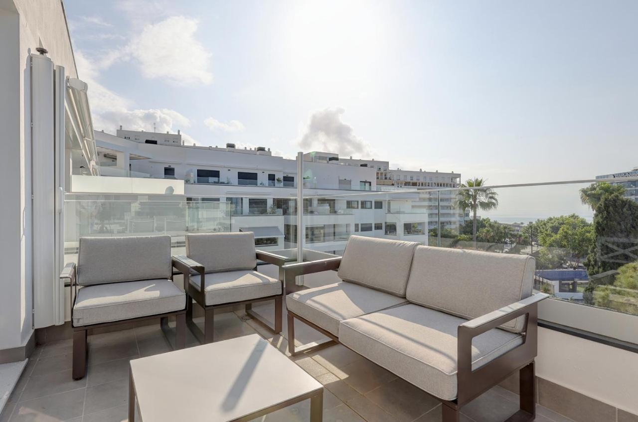 Apartemen Brand New With Pool And Sea View In